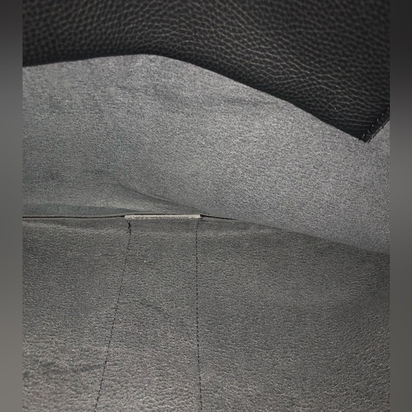 Vince Camuto Black Large Tote with Grey Stripe Beveled Faux Leather (New!) - Picture 8 of 9